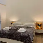 Ruzica Lägenhet *