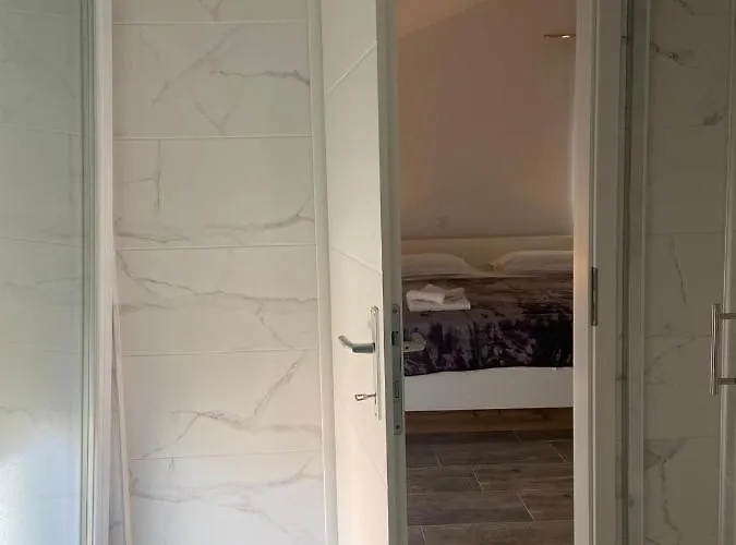 Ruzica Lägenhet *