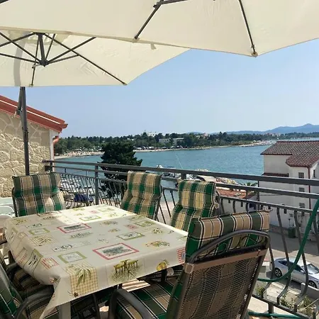 Ruzica Apartament *