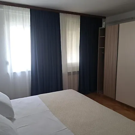 Ruzica Apartment