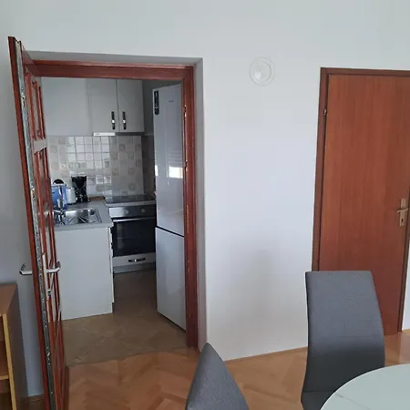 Ruzica Apartment *