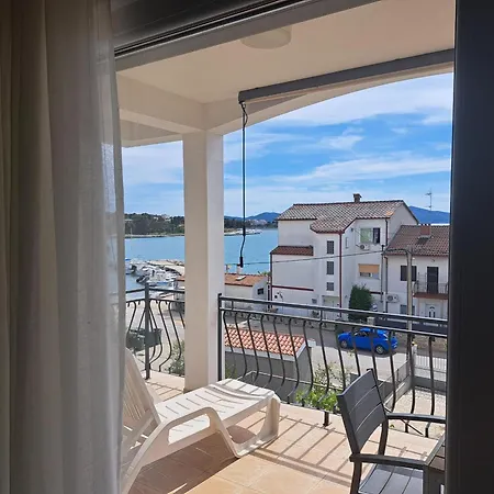 Apartment Ruzica *