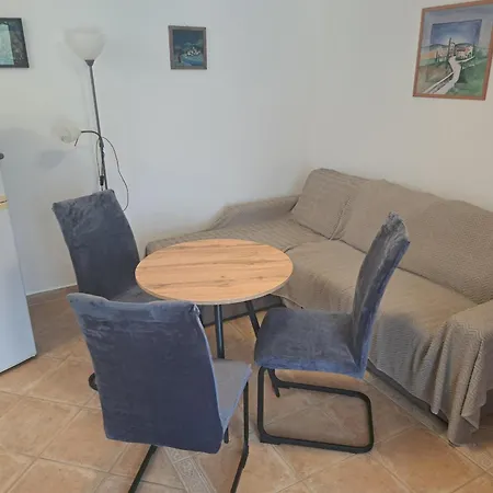 Apartment Ruzica *